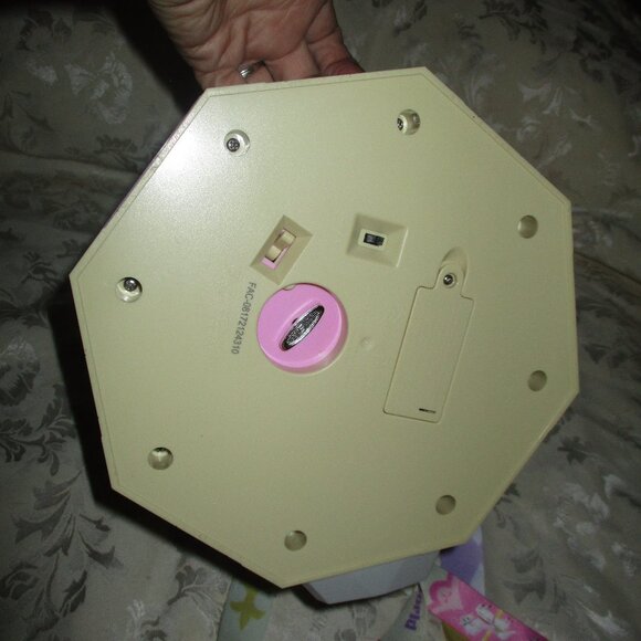 FIRM! DISNEY PARKS 2025 PRINCE CHARMING REGAL CAROUSEL MUSICAL & LIGHT UP Video - Picture 8 of 8